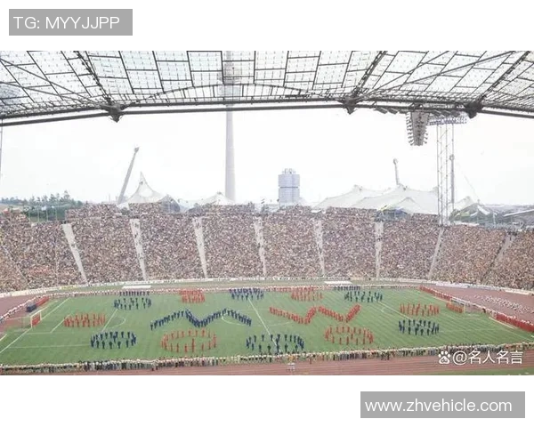 足球明星狂欢盛宴精彩瞬间全景图集尽显球场魅力与激情 足球明星狂欢盛宴精彩瞬间全景图集尽显球场魅力与激情